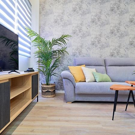 Del Parque Flats Estudio Capuchinos Malaga Luaran gambar