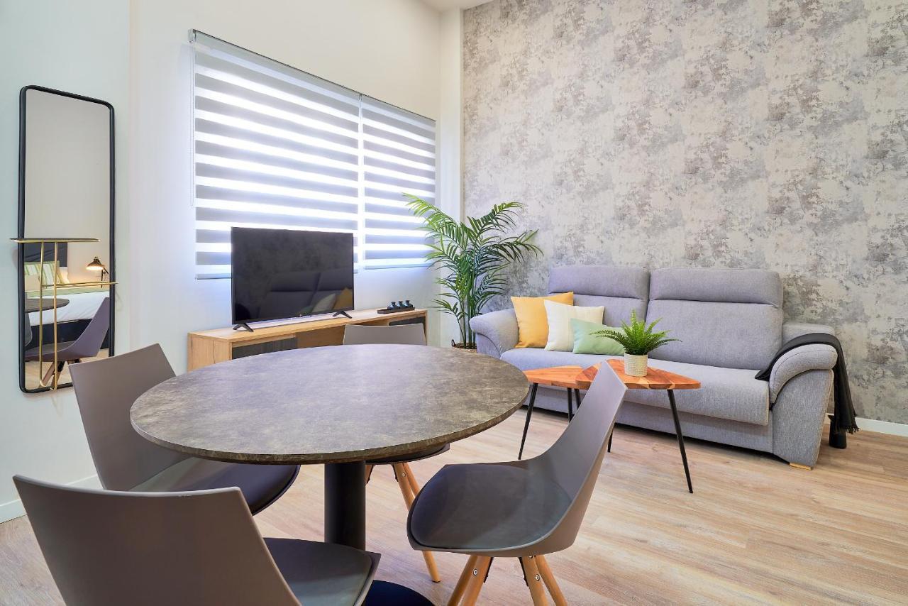 Del Parque Flats Estudio Capuchinos Malaga Luaran gambar