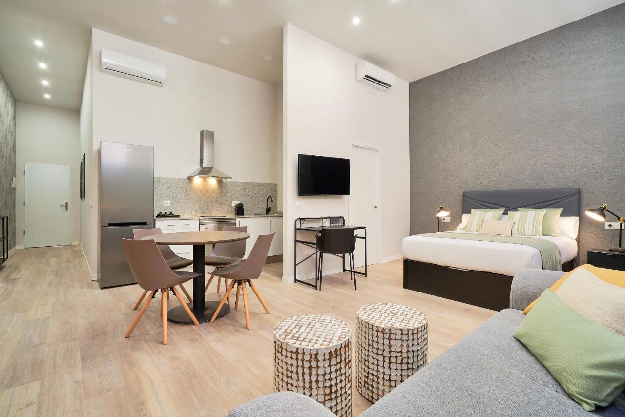 Del Parque Flats Estudio Capuchinos Malaga Luaran gambar