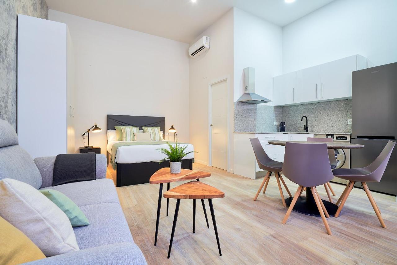 Del Parque Flats Estudio Capuchinos Malaga Luaran gambar